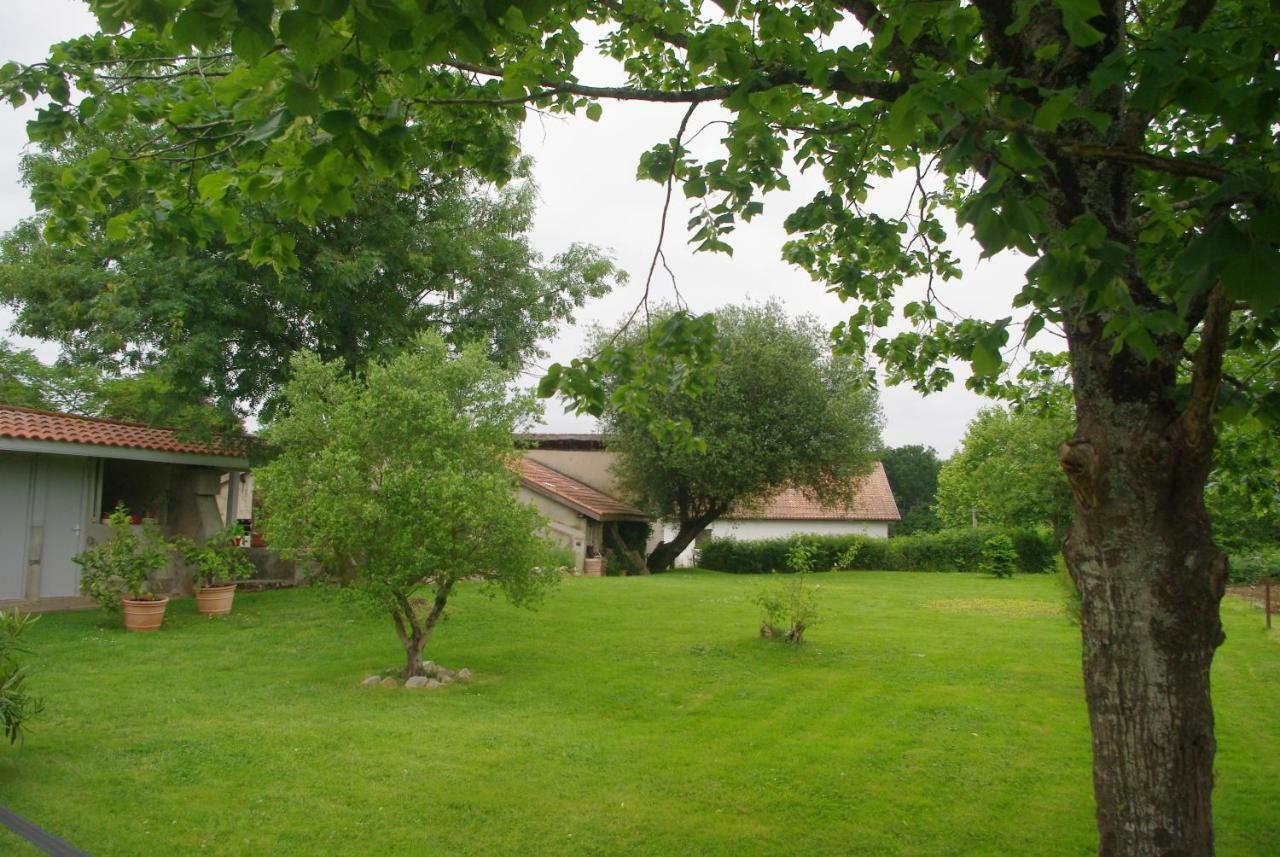 Bed and Breakfast Les Ecuries Du Seque Saint-Martin-de-Seignanx Exterior foto